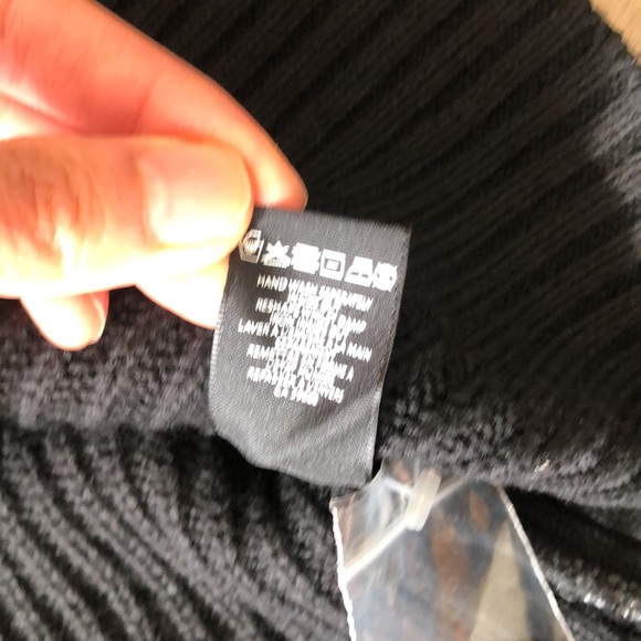 Pink Tartan wool sweater - Picture 5 of 10